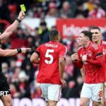 نوتنغهام فوريست يطالب بتصحيح حكم الفيديو بعد خسارة مانشستر سيتي.