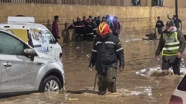 عاجل | فيضانات آسفي في المغرب تودي بحياة 37 شخصًا ومشاهد صادمة