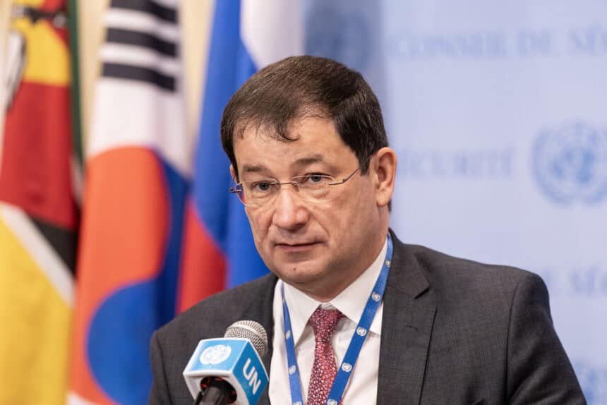 بوليانسكي: غروسي مرشح الأمم المتحدة.. تغير واشنطن يطرأ على سلوك المنظمة.