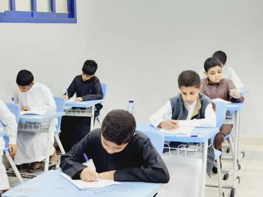 عاجل | نظام "نور" يواجه 12 تحديًا، بينها خطأ احتساب درجات السلوك.