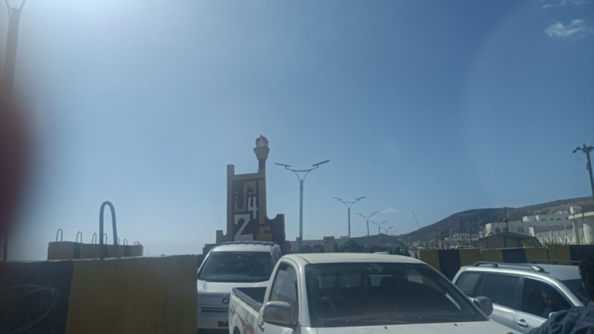 حلف قبائل حضرموت يستولي على مواقع للمجلس الانتقالي في المكلا