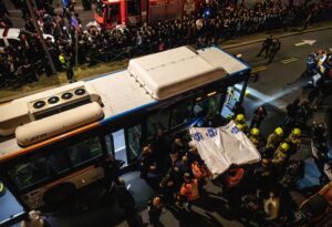 مقتل شاب وإصابة 3 بالدهس في مظاهرة الحريديم بالقدس (فيديو)