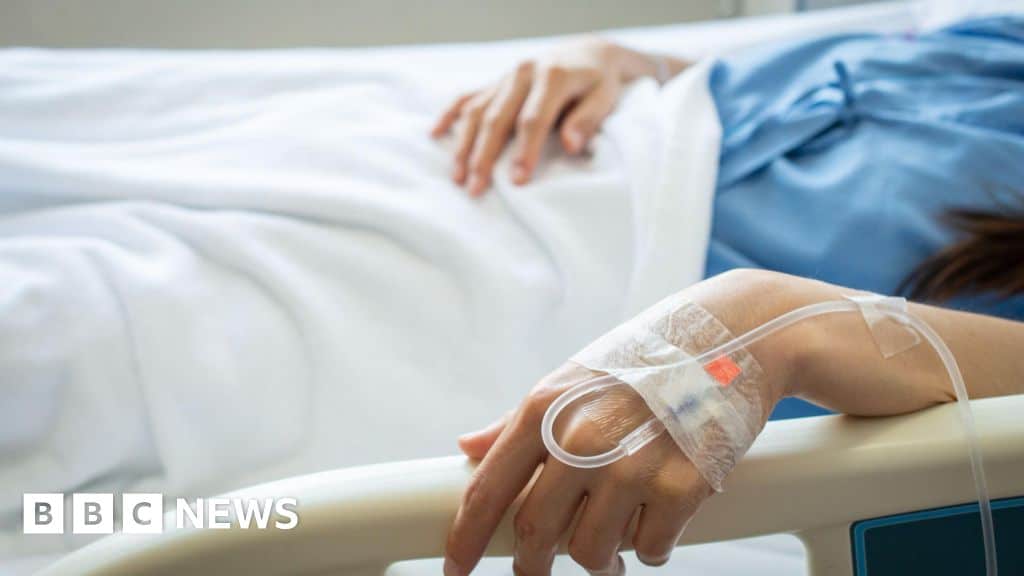 مرضى "NHS" يشيرون إلى ارتفاع إصابات الإنفلونزا بعد التفاعلات الكريسماس.