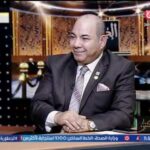 تحذير مسؤول أمني سابق: تجنب إحضار الهواتف لغرف النوم ودورات المياه