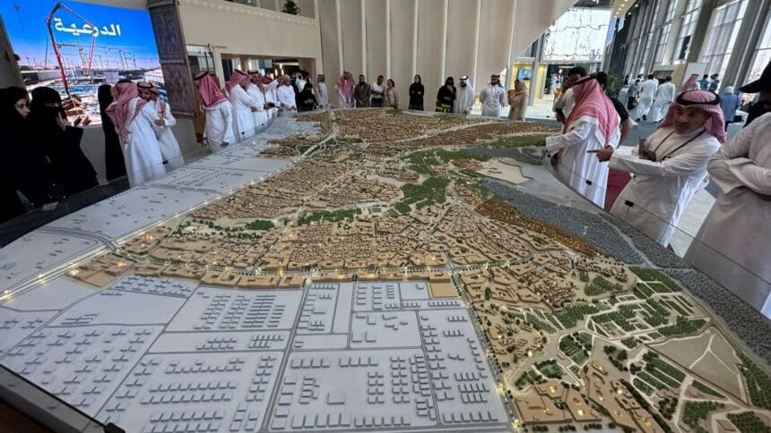 "الاقتصادية": إطلاق "قصور ترمب" بالدرعية اليوم بـ10 مليارات ريال