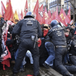 آلاف يحيون ذكرى اغتيال لوكسمبورغ وليبكنشت في برلين | un-news.org