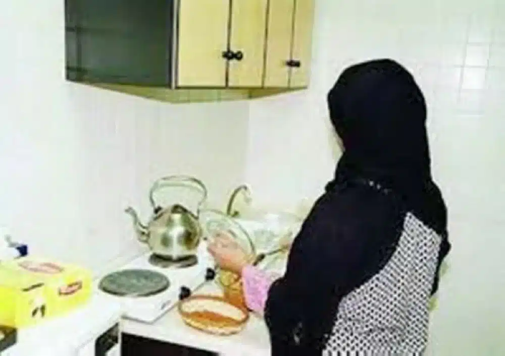 عاجل: تطبيق إلزام ربط رواتب العمالة المنزلية بالبنوك والمحافظ الرقمية اليوم.