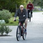 دروس القيادة من باري ديلر: أسرار لا تُعلم في كليات الأعمال | UN-NEWS.