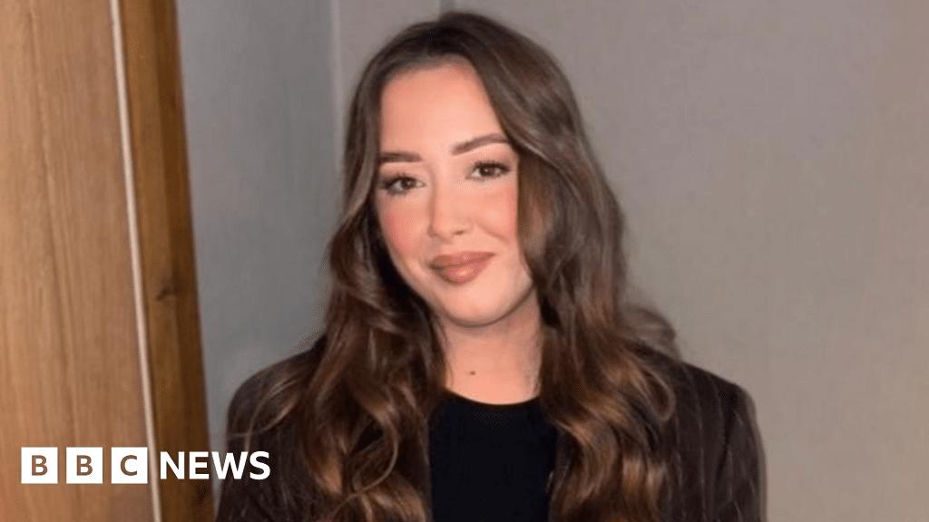 حالة كأحدغ البارجة تعانيها امرأة في قائمة الانتظار لدى طبيبة النساء