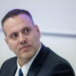 وزير الثقافة الإسرائيلي: غزة والضفة لنا والفلسطينيون ضيوف على الأرض.