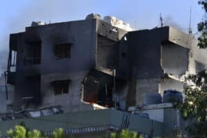 تقرير: إسرائيل تبحث خيارات المواجهة مع "حزب الله" بعد انتهاء مهلة نزع السلاح.