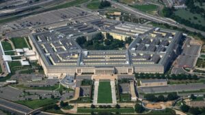 ارتفاع طلبات البيتزا بالقرب من البنتاغون يشير لنشاط عسكري محتمل.