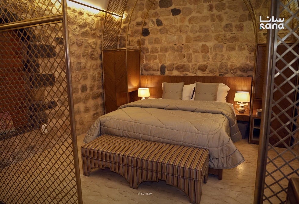 تفاصيل عملية ترميم الفندق التاريخي باستخدام مواد تقليدية لليونيسكو