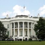 البيت الأبيض لا يستبعد تدخل عسكري لسيطرة على غرينلاند