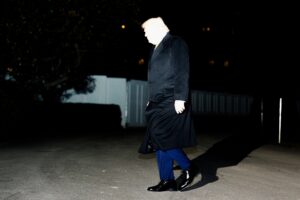 رئيسة الخضر السويسريات تدعو لتصنيف ترامب كغير مرغوب فيه في بلادها