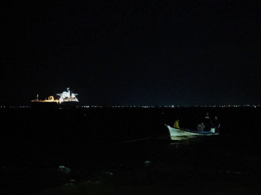 كاراكاس: عملية مشتركة أميركية لاستعادة ناقلة نفط للمياه الفنزويلية | أخبار