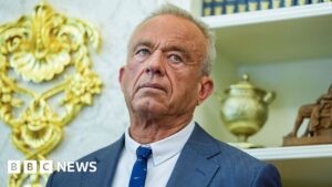 لجنة الخبراء الأمريكية تقترح تخفيف توصيات تطعيم الأطفال العام.