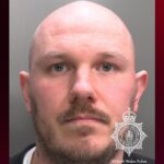 أدين رجل بإبقائه بالسجن لبيع المواد الكيميائية عبر الإنترنت.