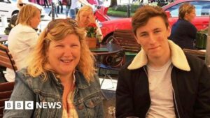 11 أنواع من السرطان تتصاعد chez الشباب... العلماء يكشفون الم reason الأول لـ此事.