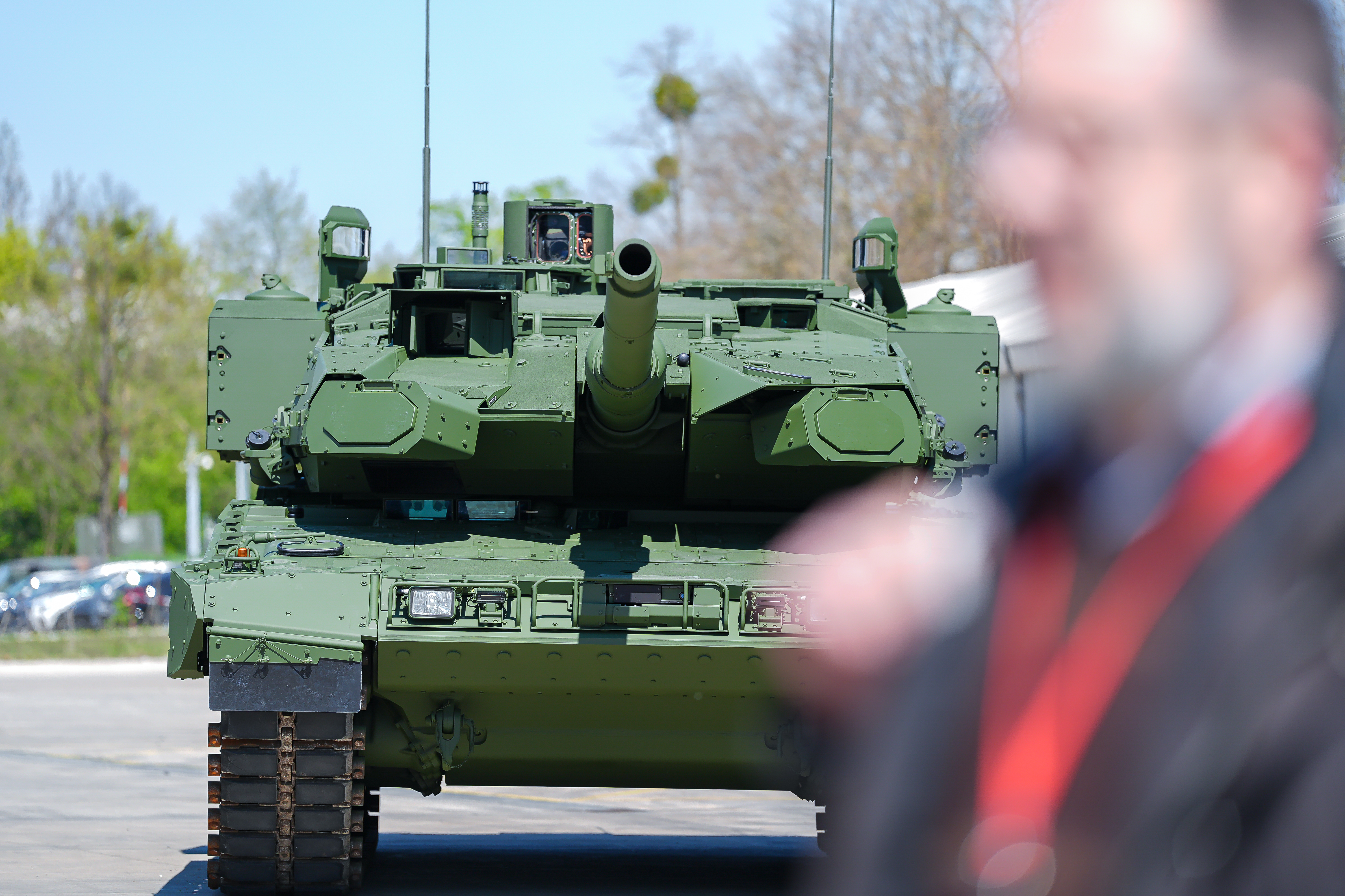 MUNICH, GERMANY - APRIL 22: A Leopard 2 tank stands on the KNDS company grounds at the inauguration of the new assembly line for the Boxer armoured fighting vehicle at the KNDS factory on April 22, 2026 in Munich, Germany. The Bundeswehr, the German armed forces, is planning to acquire up to 3,000 Boxer vehicles in several variants as part of its modernization and expansion program. (Photo by Leonhard Simon/Getty Images)