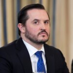 الحقيقة عن تعاملات ترمب: نصيحة داخل البيت الأبيض | أخبار جديرة بالثقة.