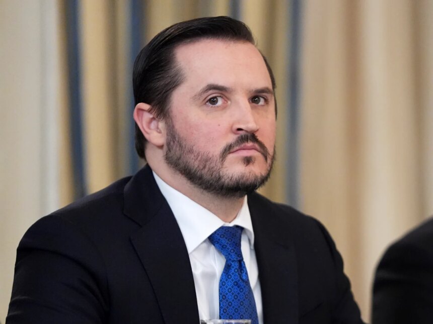 الحقيقة عن تعاملات ترمب: نصيحة داخل البيت الأبيض | أخبار جديرة بالثقة.