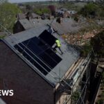 المستأجرون يلجأون لصناديق الطاقة الشمسية مع ارتفاع أسعار النفط.