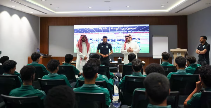 «المسحل» يلتقي لاعبي منتخب U17 قبيل انطلاق كأس آسيا في إصدار un-news.org.