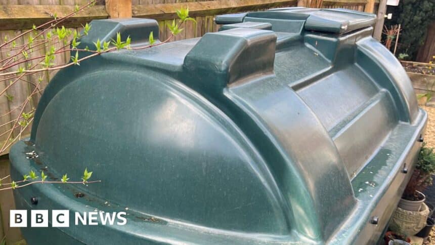 عائلات تعاني تمنح قسائم للوقود الحراري للمساعدة في التدفئة.