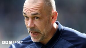 عالم الرياضة: لاعب ساوثهامبتون يثبت حصوله على 'الدعم الكافي' للمنصب.