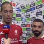 فيديو: رد فان دايك على محمد صلاح حول لقاء سلوت ويغزل التساؤلات.