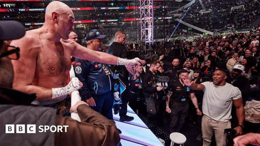 قال فرانك وارين أن خسارة أنتوني جOSHUA ستقتل نزال جOSHUA وفURY