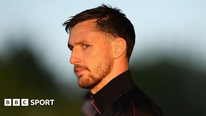 كويفنتري ضد وريكسهام: دون هيام يحتفل برياح كويفنتري سيتي ويطمح لنفس الشيء لوريكسهام.