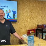 محلات البقالة تستهدف المساعدة في تكاليف المعيشة دون فقدان الكرامة والاحترام.