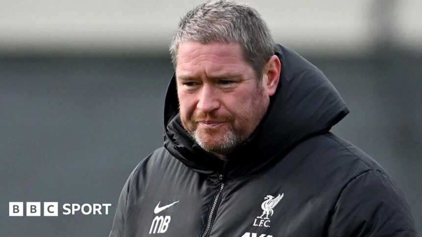 مدرب ليفربول السابق مات بيرد يصبح أحدث أعضاء قاعة المشاهير بالدوري الإنكليزي.