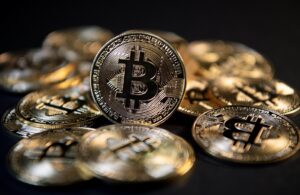 البيتكوين يسجل أفضل صعود منذ 31 يناير والأسعار ترتفع إلى مستويات قياسية.