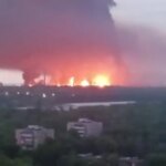 الصور الفضاءية تكشف تدمير 10 خزانات نفطية روسية داخل روسيا | أخبار UkrNews