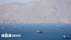 الولايات المتحدة تهدد شركات الشحن بالعقوبات إذا دفعت رسوماً لمنظمة حماية البيئة.