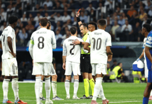 نجم ريال مدريد يصاب قبل الكلاسيكو ومستقبله في المباراة محفوف بالمخاطر.